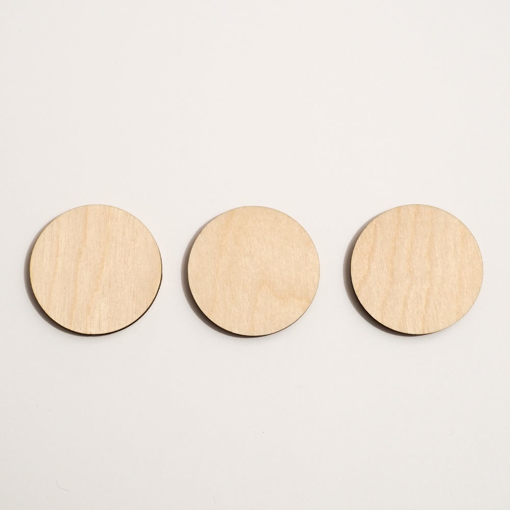 Circle dot self adhesive wall hook