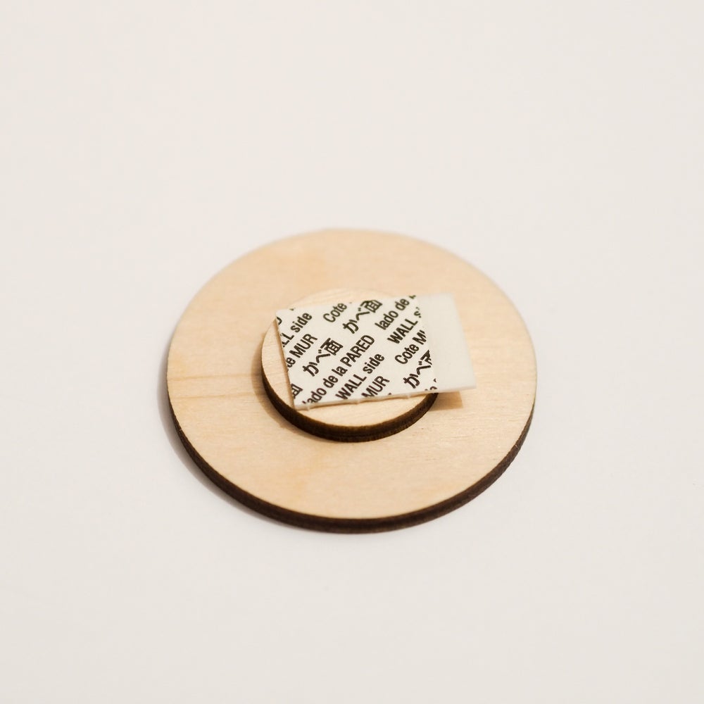 Circle dot self adhesive wall hook