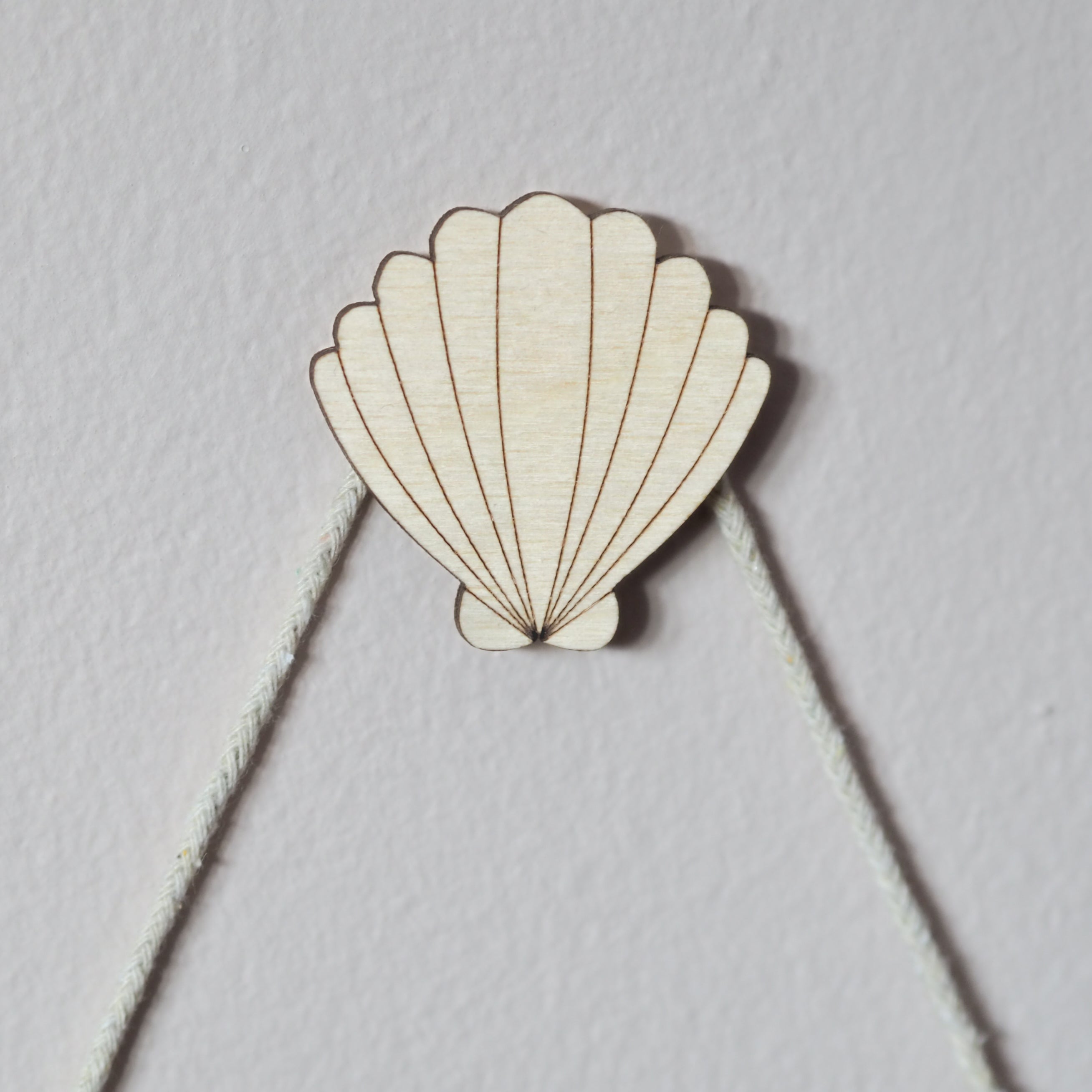 Shell self adhesive wall hook