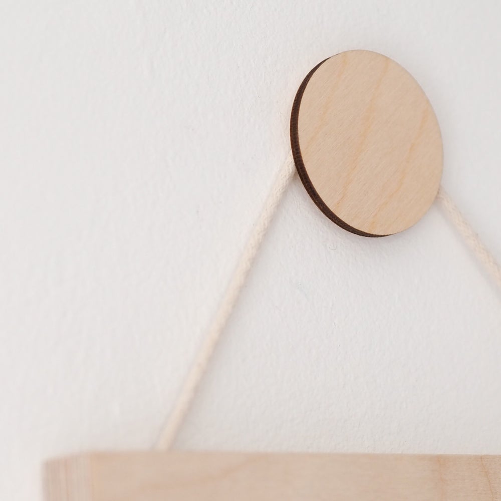 Circle dot self adhesive wall hook